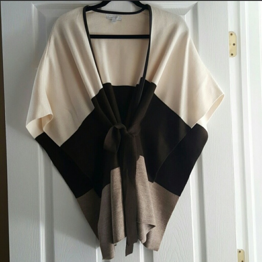 Shades of brown Poncho with a tie